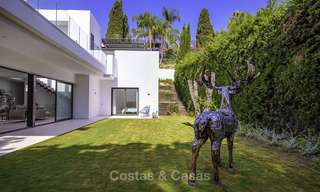 A estrenar y lista para mudarse. Villa moderna en venta cerca del Valle del Golf en Benahavis - Marbella 14639 