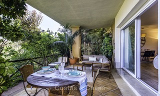 Casa adosada en venta, recientemente renovada con espectaculares vistas y en primera línea de golf al Este de Marbella 14672 