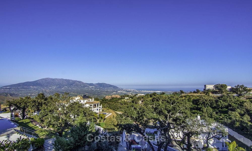 Espectacular villa contemporánea de nueva construcción en venta, con impresionantes vistas al mar, la montaña y el valle, lista para mudarse - Este de Marbella 14748