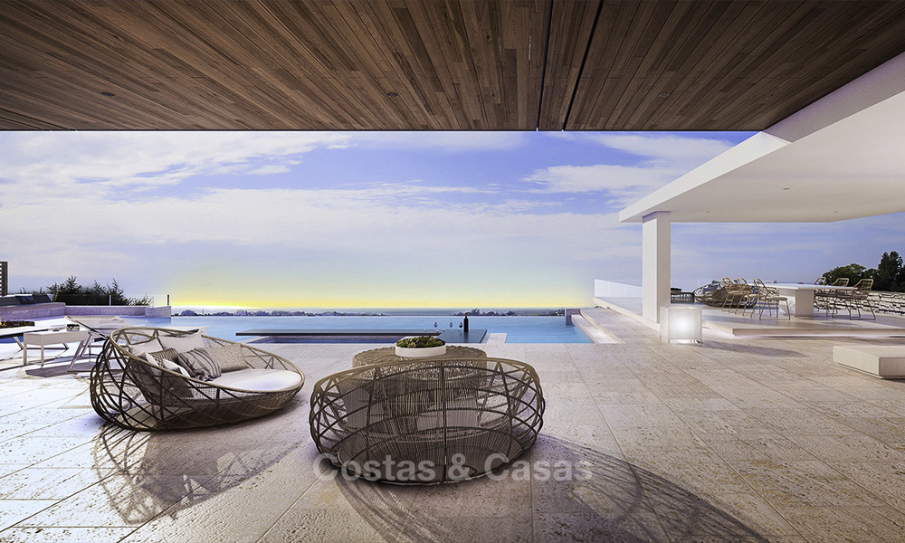 Nueva y especial villa de lujo moderna con magníficas vistas al mar en venta, en una exclusiva urbanización de golf - Nueva Andalucia - Marbella 14869