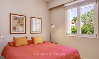 Elegante y muy espaciosa villa en venta en primera línea de golf en Elviria, el este de Marbella 14891 