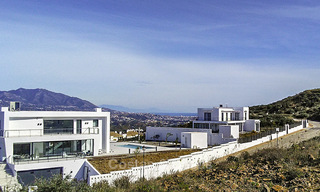 Preciosa villa moderna y contemporánea con vistas al mar en venta en un elegante resort de golf – Mijas – Costa del Sol 16355 