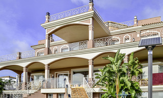 Majestuosa villa andaluza de lujo en venta, en una parcela grande, en un exclusivo resort de golf con impresionantes vistas al mar – Benahavis – Marbella 15005 