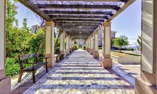 Majestuosa villa andaluza de lujo en venta, en una parcela grande, en un exclusivo resort de golf con impresionantes vistas al mar – Benahavis – Marbella 15009 