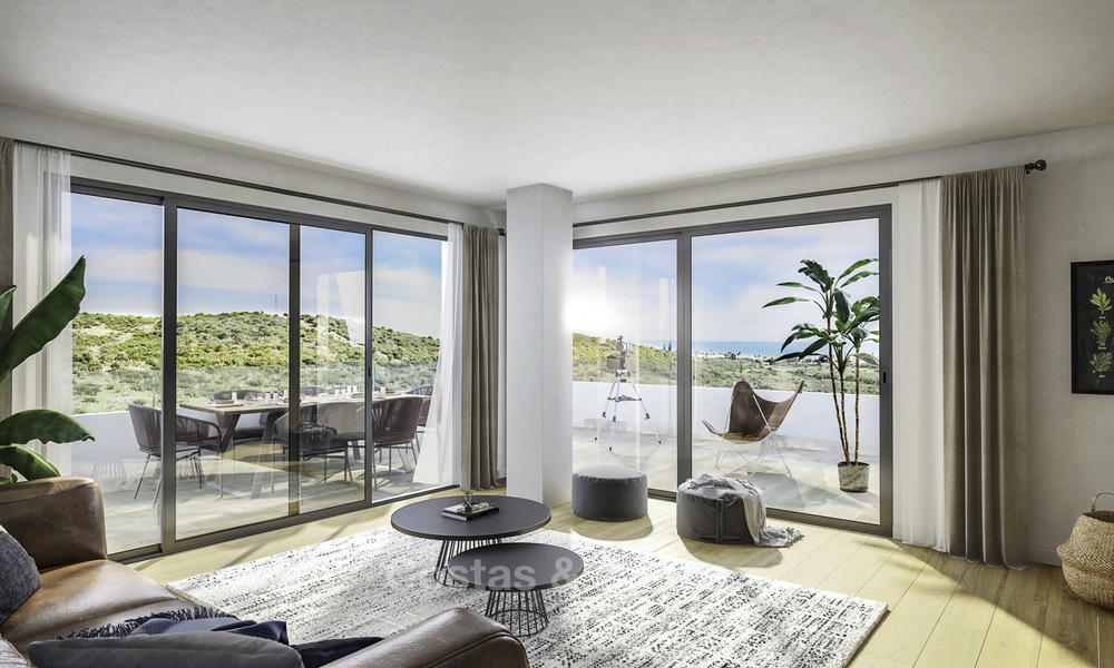 Atractivos apartamentos nuevos y modernos con vistas al mar y a la montaña en venta - Oeste de Estepona 15340