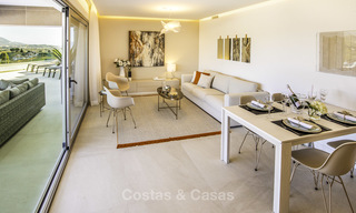 Modernos apartamentos y áticos de lujo en venta en un prestigioso resort de golf en Mijas - Costa del Sol 16667 