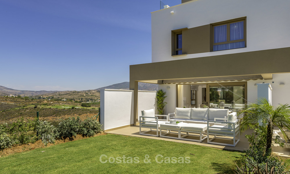 Nuevas casas adosadas, listas para mudarse, en venta en un aclamado resort de golf en Mijas - Costa del Sol 15660