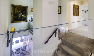 Encantadora villa de estilo rústico y casa de invitados con vistas al mar en venta en El Madroñal - Marbella 16050 