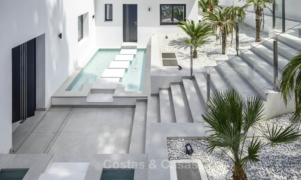 Villa de lujo en venta en el Valle del Golf, lista para ser habitada, Nueva Andalucia, Marbella. Precio reducido. 16153