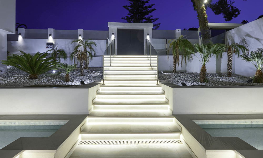 Villa de lujo en venta en el Valle del Golf, lista para ser habitada, Nueva Andalucia, Marbella. Precio reducido. 16189
