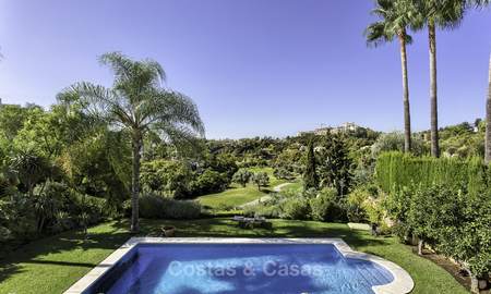 Acogedora y moderna villa rústica en un fantástico campo de golf en venta en Benahavis, Marbella 16294