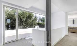 Nueva villa contemporánea a la venta, a poca distancia de la playa, instalaciones de ocio y servicios, Marbella Este 17615 