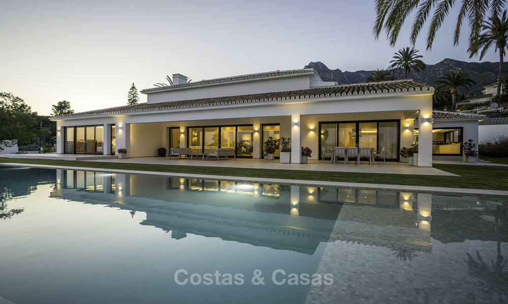 Exquisita villa de lujo moderna-mediterránea en 1 nivel en venta en Sierra Blanca, Marbella 18260