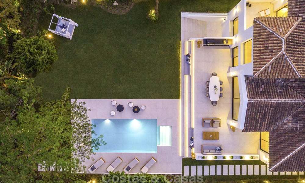 Espléndida villa moderna-mediterránea en venta en el Valle del Golf de Nueva Andalucía, Marbella 18350