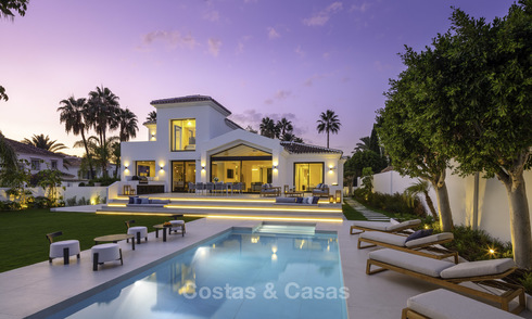 Espléndida villa moderna-mediterránea en venta en el Valle del Golf de Nueva Andalucía, Marbella 18352