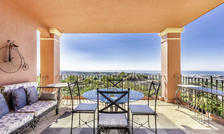 Amplio y acogedor apartamento con vistas panorámicas al mar en venta, Benahavis - Marbella 18357 