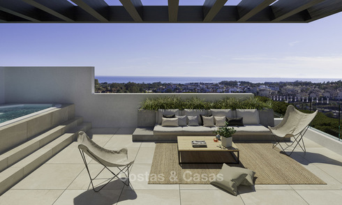 Atractivas nuevas villas adosadas a la venta en el Triángulo de Oro, Estepona Este 18670