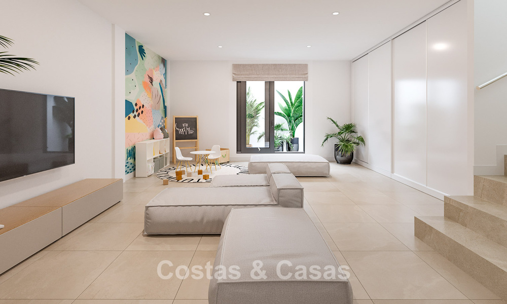 Atractivas nuevas villas adosadas a la venta en el Triángulo de Oro, Estepona Este 802403