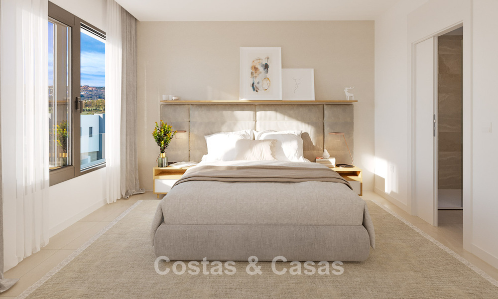 Atractivas nuevas villas adosadas a la venta en el Triángulo de Oro, Estepona Este 802404