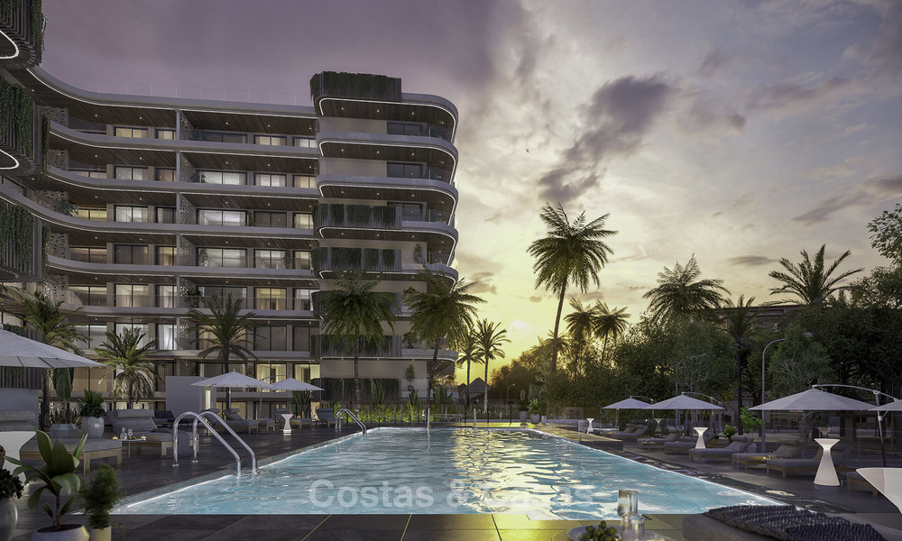 Impresionantes nuevos apartamentos de lujo en un exclusivo complejo en venta, a poca distancia de la playa, en el centro de Fuengirola, Costa del Sol 18713