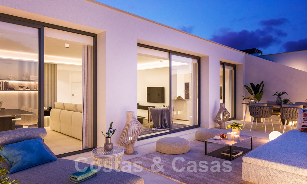 Impresionantes nuevos apartamentos de lujo en un exclusivo complejo en venta, a poca distancia de la playa, en el centro de Fuengirola, Costa del Sol 40238