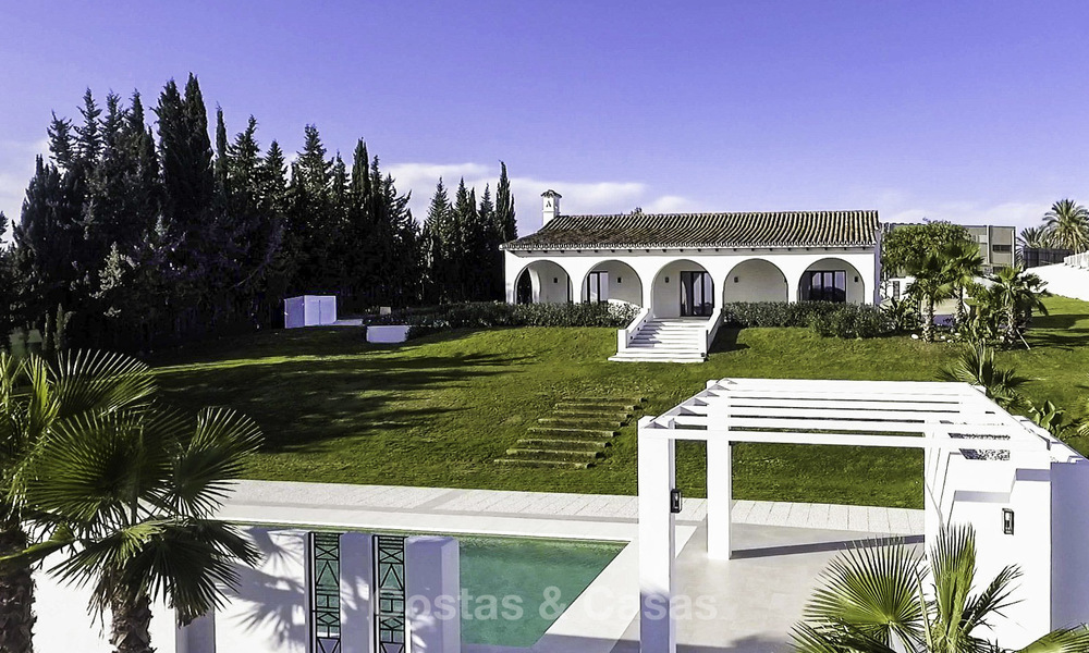 Villa rústica completamente renovada en venta en la Nueva Milla de Oro entre Marbella y Estepona 19094