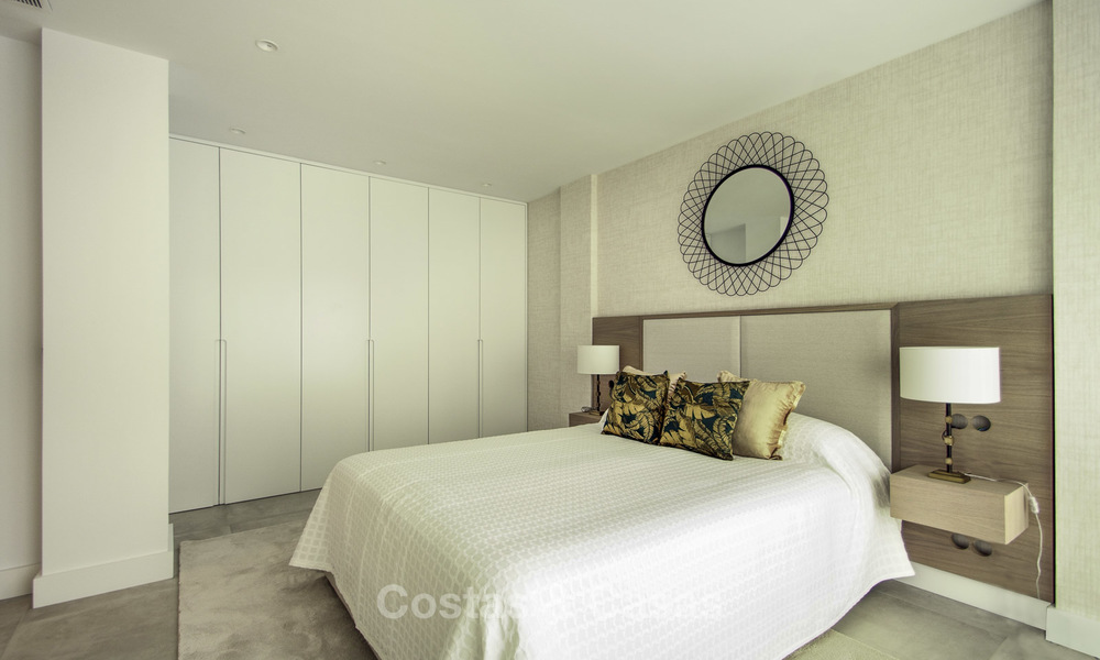 Villa moderna de lujo a la venta, lista para mudarse, Nueva Andalucía, Marbella 19264