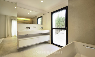 Villa moderna de lujo a la venta, lista para mudarse, Nueva Andalucía, Marbella 19269 