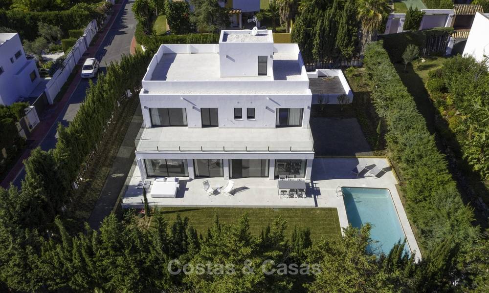 Nueva villa moderna de lujo a la venta, lista para mudarse, Nueva Andalucía, Marbella 19275