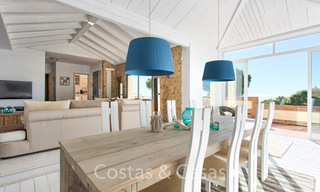 Encantadora villa andaluza renovada con impresionantes vistas al mar en venta en Estepona 19481 