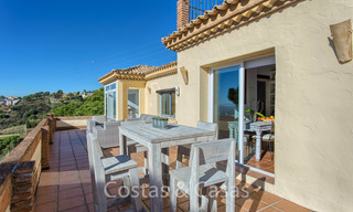 Encantadora villa andaluza renovada con impresionantes vistas al mar en venta en Estepona 19486 