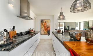 Villa andaluza totalmente renovada y redecorada en venta en las Colinas de Nueva Andalucía, Marbella 33637 