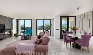 Villa andaluza totalmente renovada y redecorada en venta en las Colinas de Nueva Andalucía, Marbella 33639 