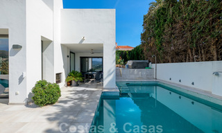 Villa andaluza totalmente renovada y redecorada en venta en las Colinas de Nueva Andalucía, Marbella 33655 