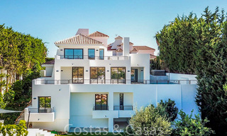 Villa andaluza totalmente renovada y redecorada en venta en las Colinas de Nueva Andalucía, Marbella 33671 