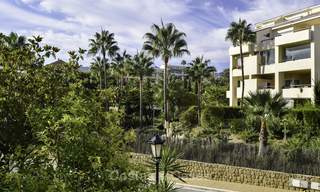 Atractivo apartamento en venta en un cuidado complejo frente a la playa, Marbella Este 19580 