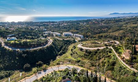 Se vende villa contemporánea llave en mano con vistas panorámicas al mar, Marbella Este 19648