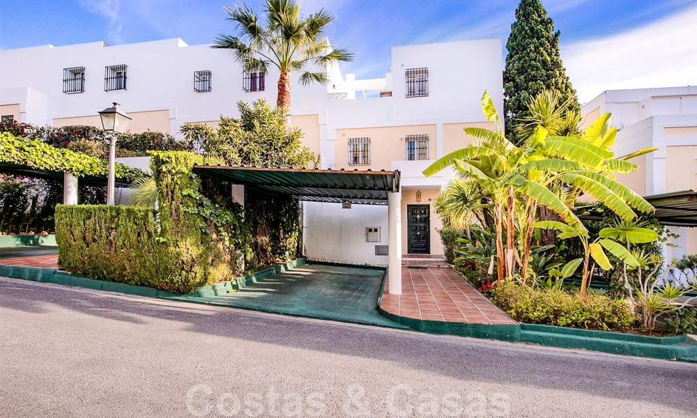 Se vende una atractiva casa adosada en primera línea de un prestigioso campo de golf, Benahavis, Marbella 19905