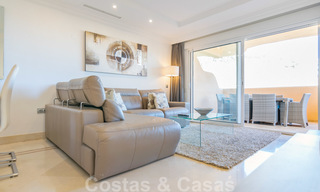 Hermoso apartamento con gran terraza y bonitas vistas al mar a la venta en un exclusivo complejo de lujo en Nueva Andalucía 20107 