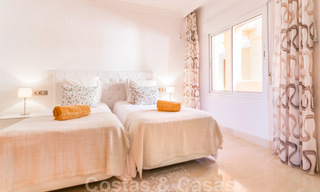Hermoso apartamento con gran terraza y bonitas vistas al mar a la venta en un exclusivo complejo de lujo en Nueva Andalucía 20129 