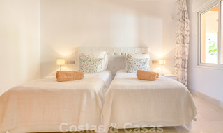 Hermoso apartamento con gran terraza y bonitas vistas al mar a la venta en un exclusivo complejo de lujo en Nueva Andalucía 20136 
