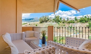Amplio apartamento totalmente renovado con impresionantes vistas al mar en venta en un prestigioso complejo en Nueva Andalucía 20192 