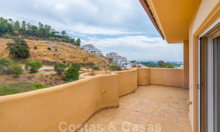 Apartamento en venta con hermosas vistas abiertas, en Nueva Andalucía 20311 