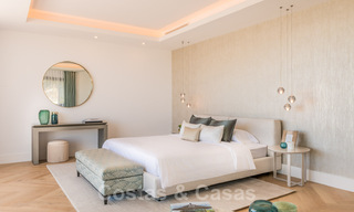 VENDIDO. Se vende villa contemporánea super lujosa con vistas al mar y a la montaña, lista para ser habitada en el Triángulo de Oro de Benahavis, Estepona, Marbella 29796 