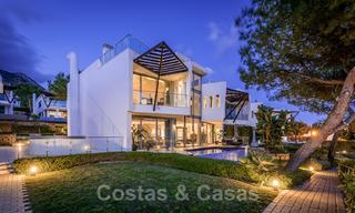 Se venden excepcionales casas de lujo con vistas al mar, en un exclusivo complejo en la codiciada Sierra Blanca, Marbella 20830 