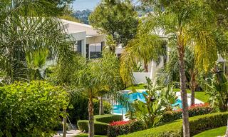 Se venden excepcionales casas de lujo con vistas al mar, en un exclusivo complejo en la codiciada Sierra Blanca, Marbella 20841 