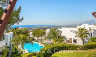 Se venden excepcionales casas de lujo con vistas al mar, en un exclusivo complejo en la codiciada Sierra Blanca, Marbella 20845 