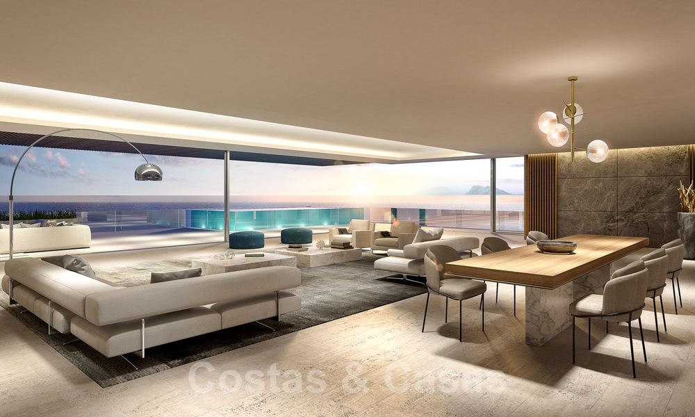 Nuevos apartamentos de lujo en primera línea de playa en venta, cerca del centro y el puerto deportivo de Estepona 26575