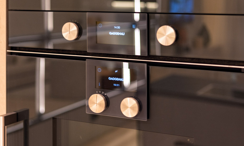 Nuevos apartamentos de lujo en primera línea de playa en venta, cerca del centro y el puerto deportivo de Estepona 64864