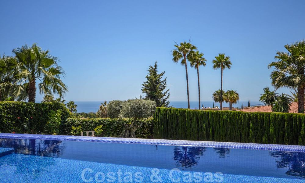 Moderna villa de lujo con vistas panorámicas al mar en venta en la prestigiosa Milla de Oro de Marbella 21003